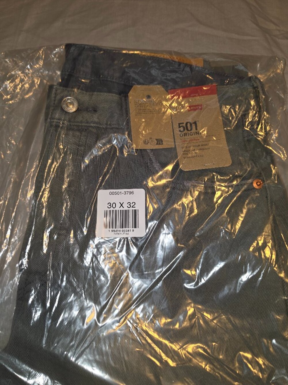 NWT Levi’s 501 Original Jeans Men’s 30x32 Gray Straight Leg
